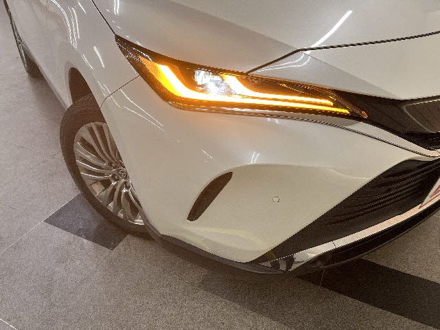 TOYOTA HARRIER HYBRID 2022 Image 31