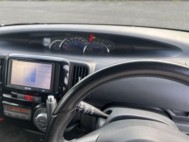 DAIHATSU TANTO CUSTOM 2011 Image 31