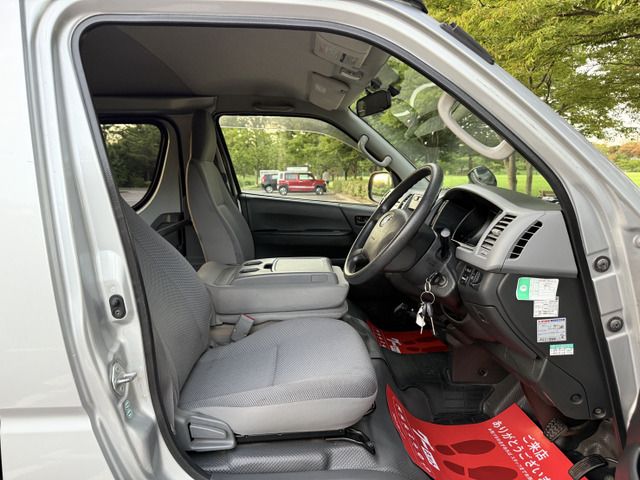 TOYOTA HIACE VAN 4WD 2007 Image 31