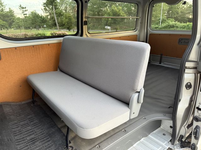 TOYOTA HIACE VAN 4WD 2007 Image 31