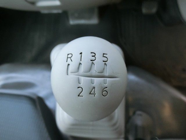 NISSAN ATLAS 2013 Image 31