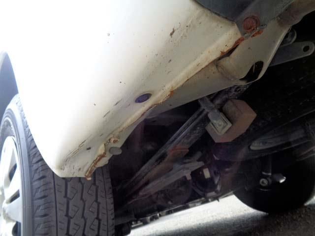 NISSAN NV350 CARAVAN 4WD 2017 Image 31