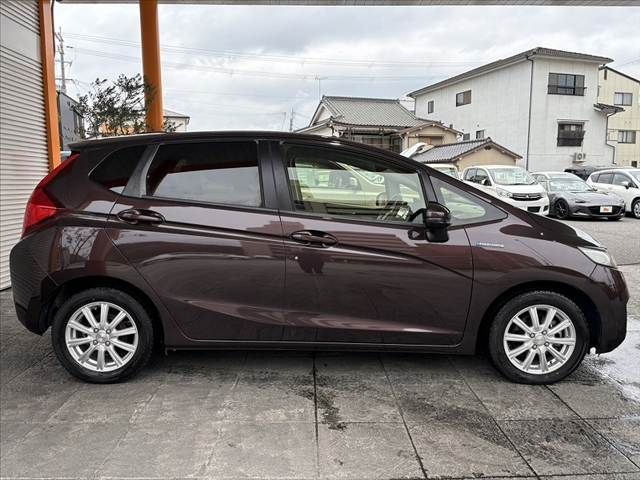 HONDA FIT HYBRID 2016 Image 31