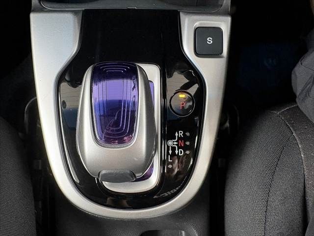 HONDA FIT HYBRID 2016 Image 31