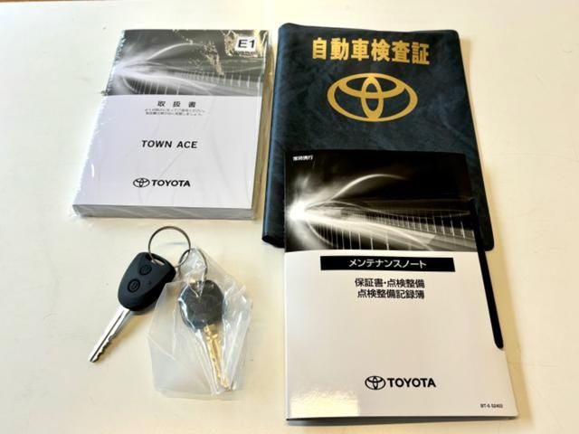 TOYOTA TOWNACE VAN 4WD 2025 Image 31