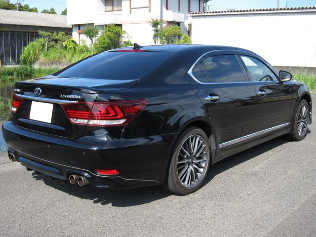 TOYOTA LEXUS LS600HL 2012 Image 31