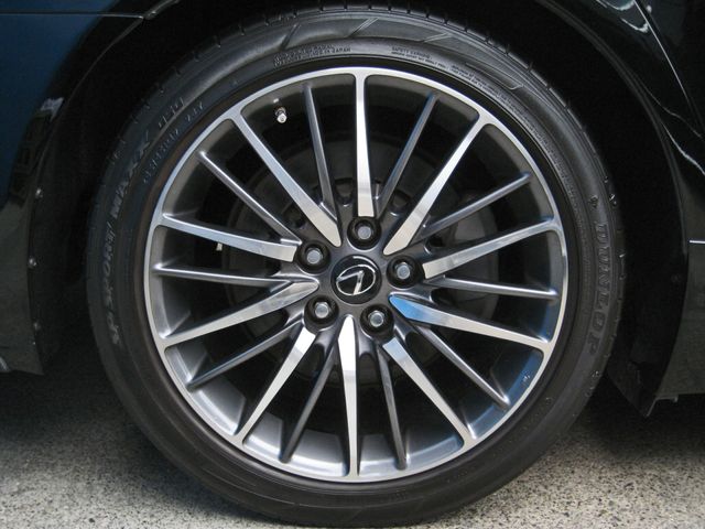 TOYOTA LEXUS LS600HL 2012 Image 31