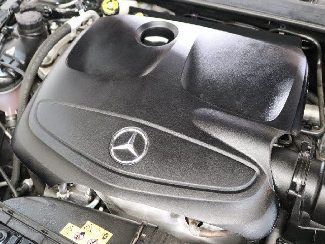 MERCEDES BENZ GLA CL 2018 Image 31