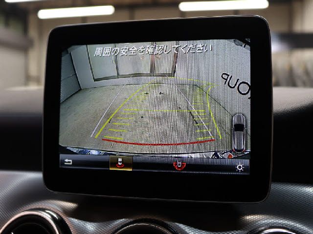 MERCEDES BENZ GLA CL 2018 Image 31