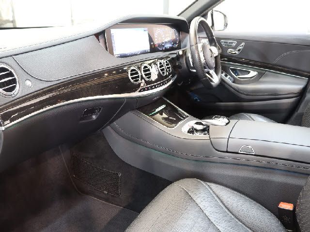 MERCEDES BENZ S CLAS 2019 Image 31