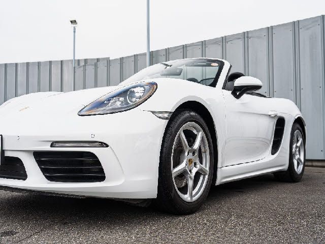 PORSCHE 718BOXSTER 2017 Image 31