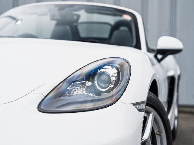 PORSCHE 718BOXSTER 2017 Image 31