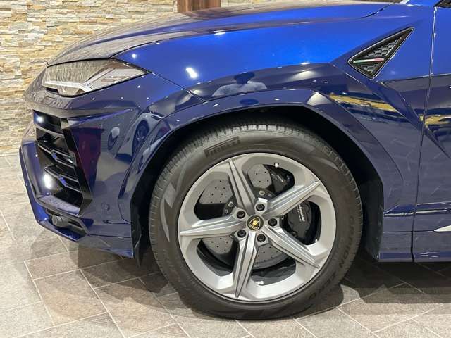 LAMBORGHINI URUS 2020 Image 31