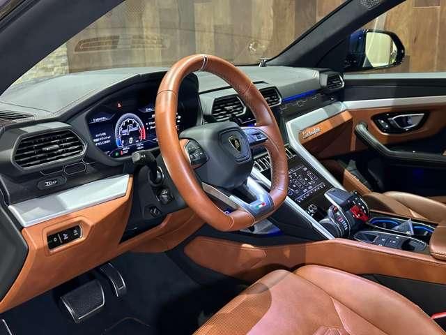 LAMBORGHINI URUS 2020 Image 31