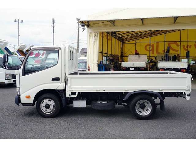 HINO DUTRO 2017 Image 31