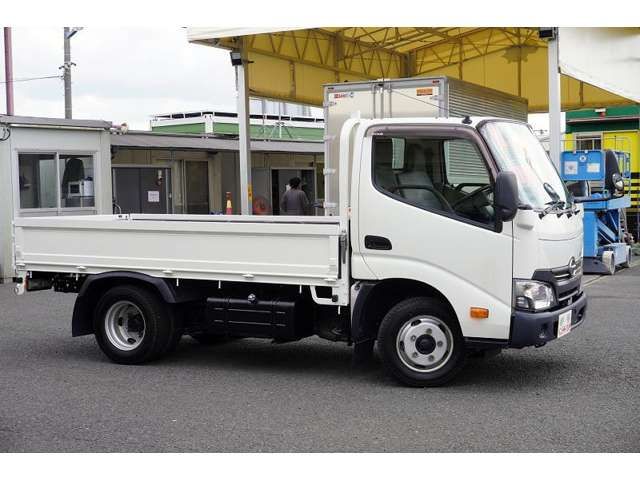 HINO DUTRO 2017 Image 31