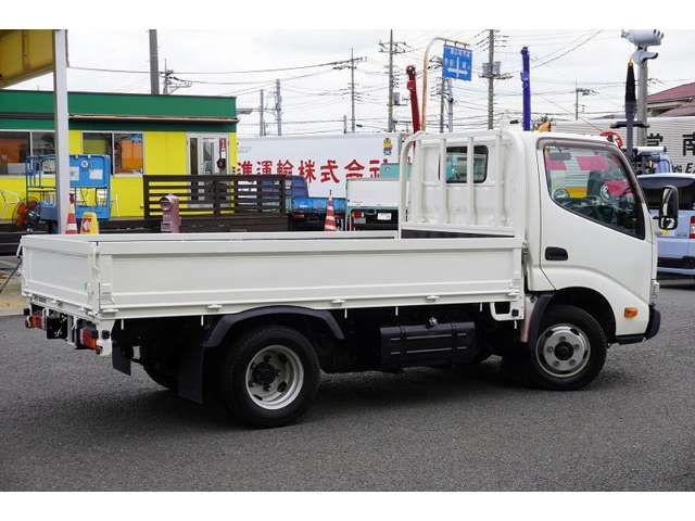 HINO DUTRO 2017 Image 31