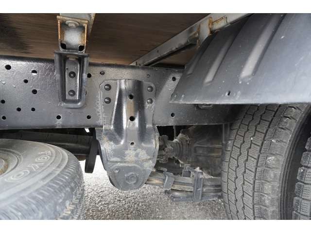 HINO DUTRO 2017 Image 31