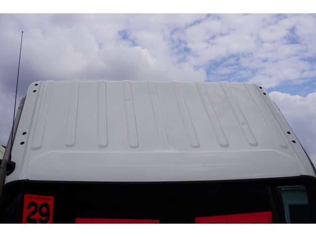 HINO DUTRO 2017 Image 31