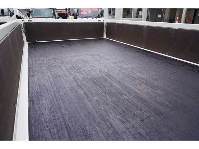 HINO DUTRO 2017 Image 31