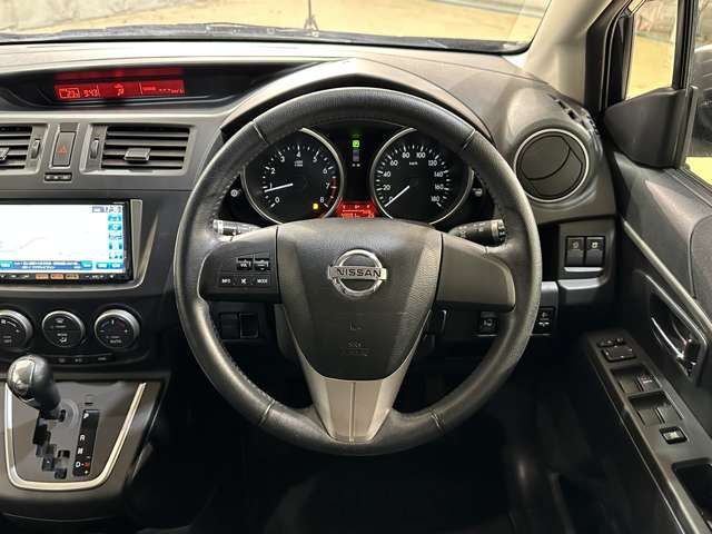 NISSAN LAFESTA 2012 Image 31