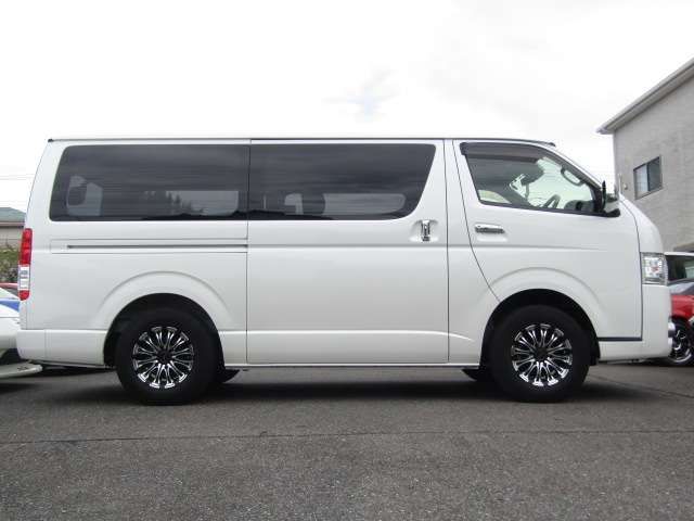 TOYOTA HIACE VAN 2WD 2019 Image 31