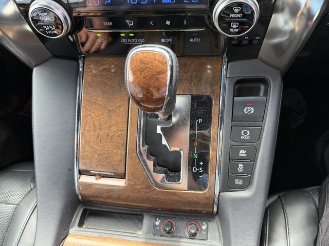 TOYOTA VELLFIRE  HYBRID 4WD 2017 Image 31