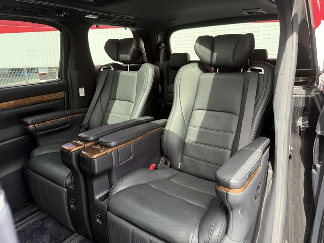 TOYOTA VELLFIRE  HYBRID 4WD 2017 Image 31