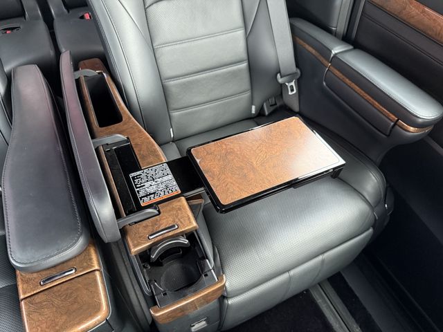 TOYOTA VELLFIRE  HYBRID 4WD 2017 Image 31