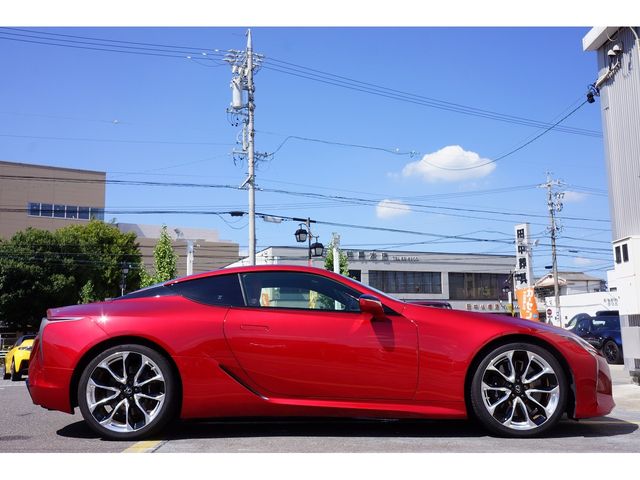 TOYOTA LEXUS LC500 2022 Image 31