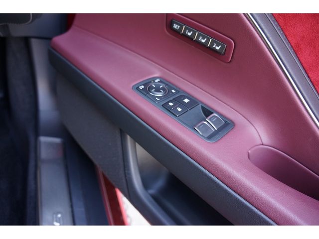 TOYOTA LEXUS LC500 2022 Image 31