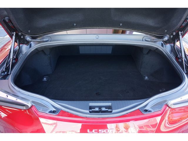 TOYOTA LEXUS LC500 2022 Image 31