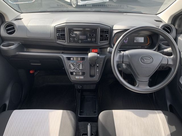 DAIHATSU MIRA E:S 2017 Image 31