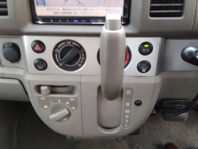 SUZUKI EVERY WAGON 2011 Image 31