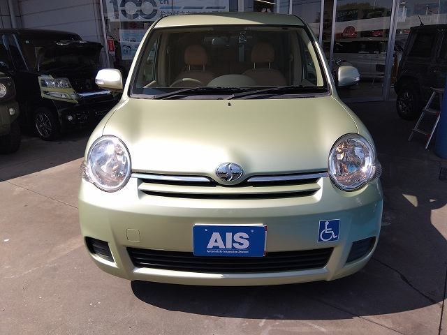 TOYOTA SIENTA 2012 Image 31