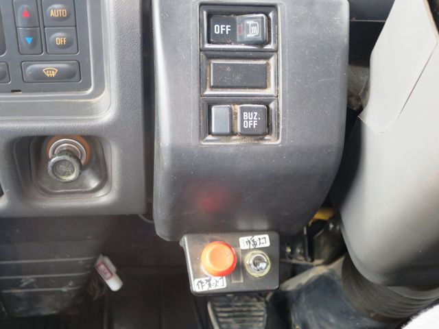 NISSAN DIESEL CONDOR 2001 Image 31