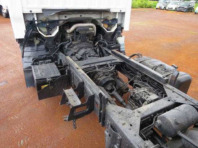 NISSAN DIESEL CONDOR 2001 Image 31