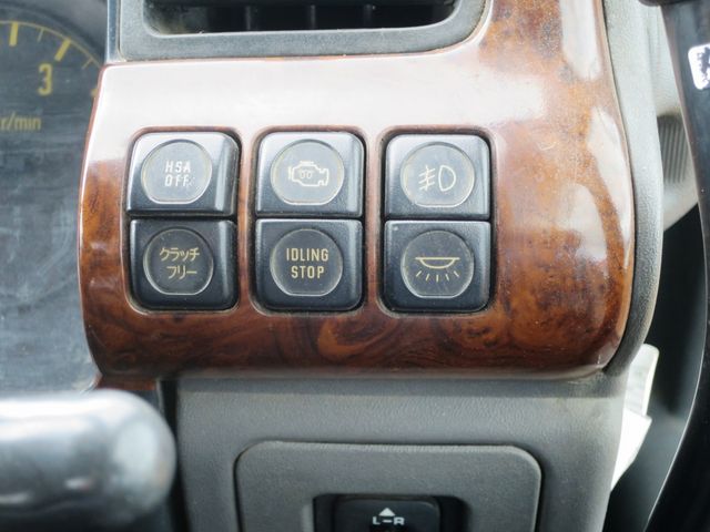 NISSAN DIESEL CONDOR 2001 Image 31