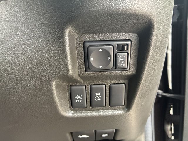 NISSAN CUBE 2017 Image 31