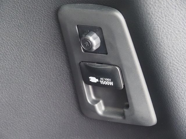 TOYOTA VELLFIRE  HYBRID 4WD 2020 Image 31