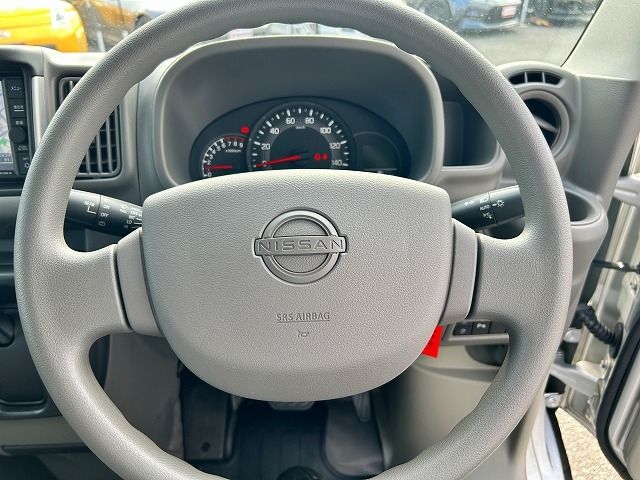 NISSAN CLIPPER VAN 2024 Image 31