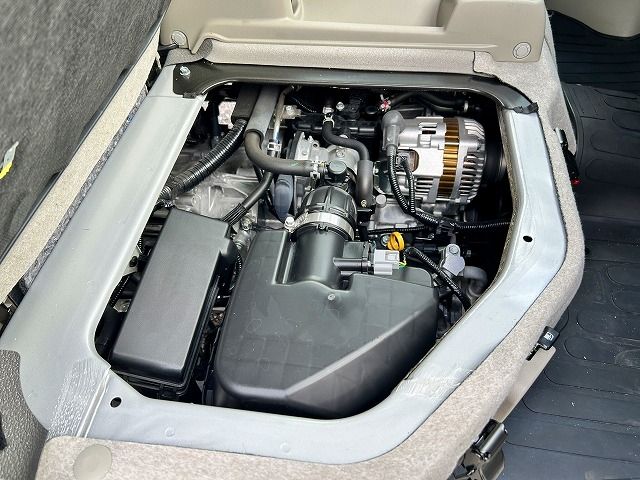 NISSAN CLIPPER VAN 2024 Image 31