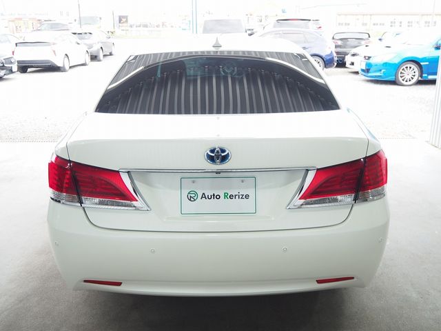 TOYOTA CROWN MAJESTA HYBRID 2014 Image 31