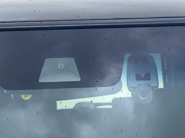 HONDA N BOX CUSTOM 2020 Image 31