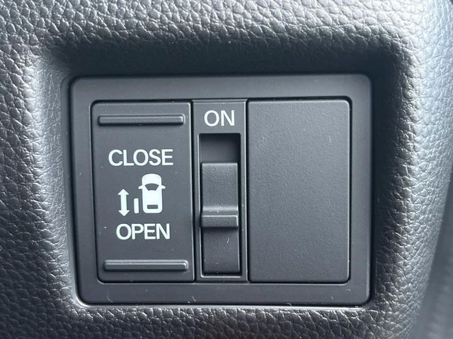 HONDA N BOX CUSTOM 2020 Image 31