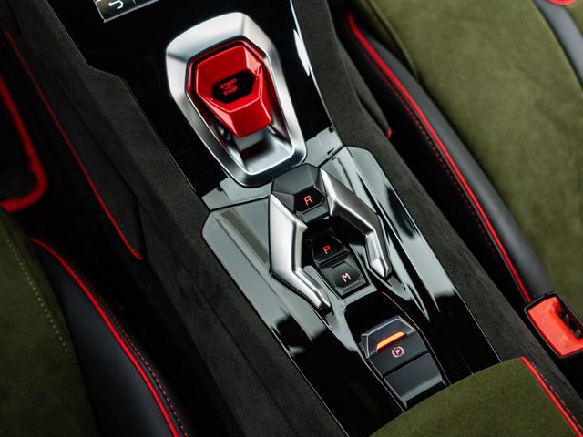 LAMBORGHINI HURACAN 2024 Image 31