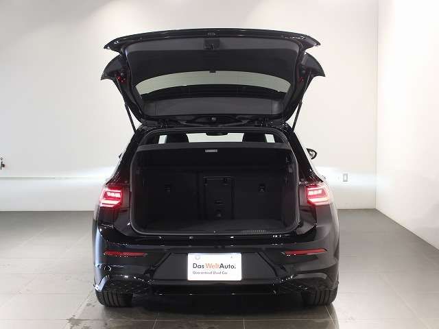 VOLKSWAGEN GOLF 2025 Image 31