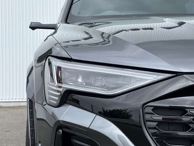 AUDI SQ8 E-TRON SPOR 2024 Image 31