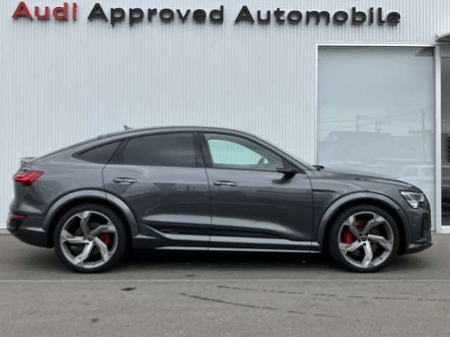 AUDI SQ8 E-TRON SPOR 2024 Image 31