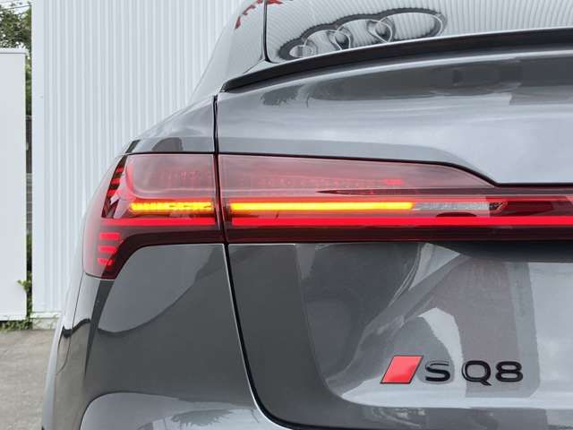 AUDI SQ8 E-TRON SPOR 2024 Image 31